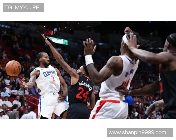 2016年季后赛激战回顾太阳与快船的巅峰对决与精彩瞬间